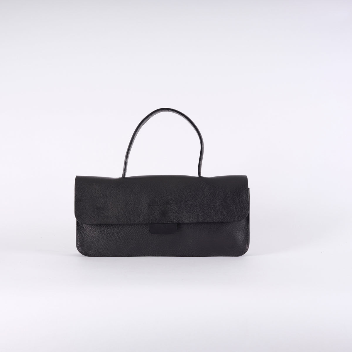 Tab_Hold_black_BAGS_AW221037_1